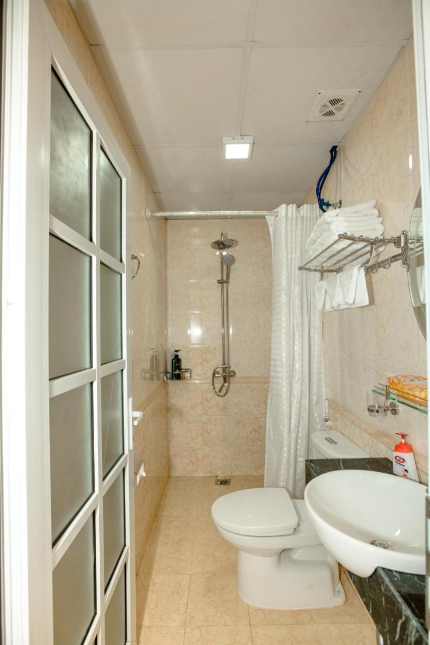 Halong Starlight Inn & Travel Ha Long Buitenkant foto